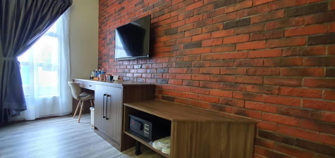 Vista Hotel Tawau Extérieur photo