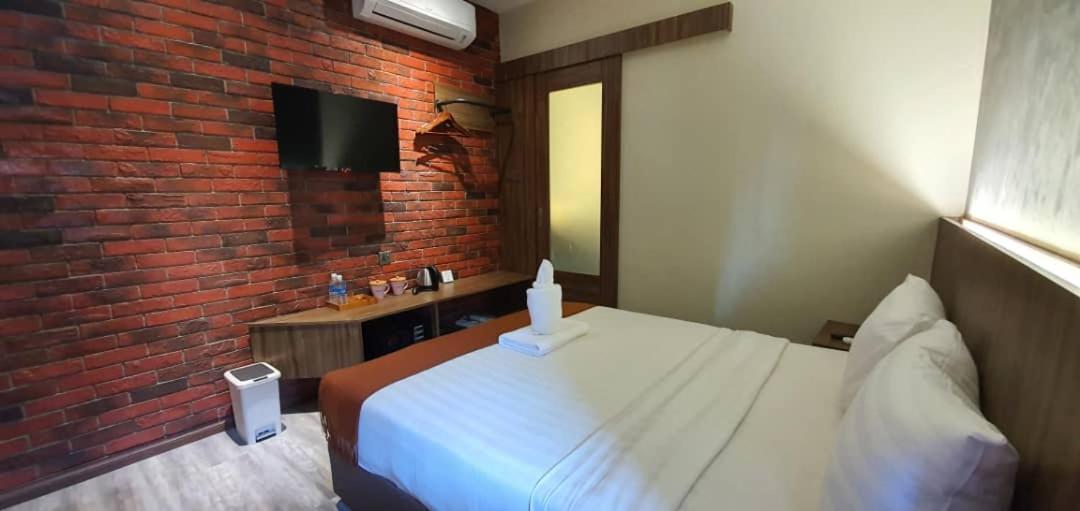 Vista Hotel Tawau Extérieur photo