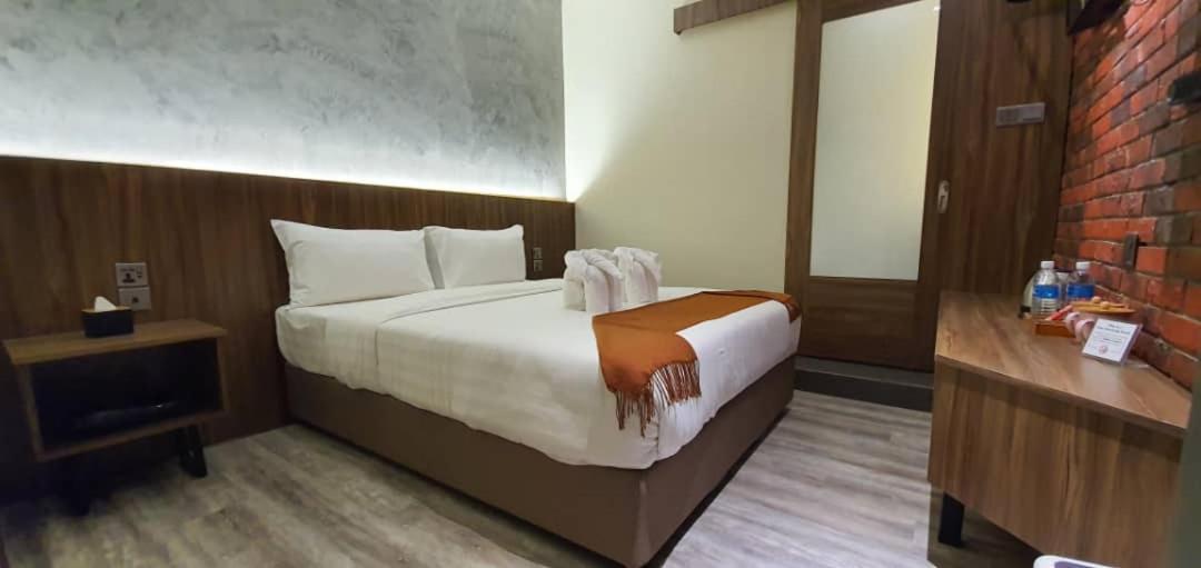 Vista Hotel Tawau Extérieur photo