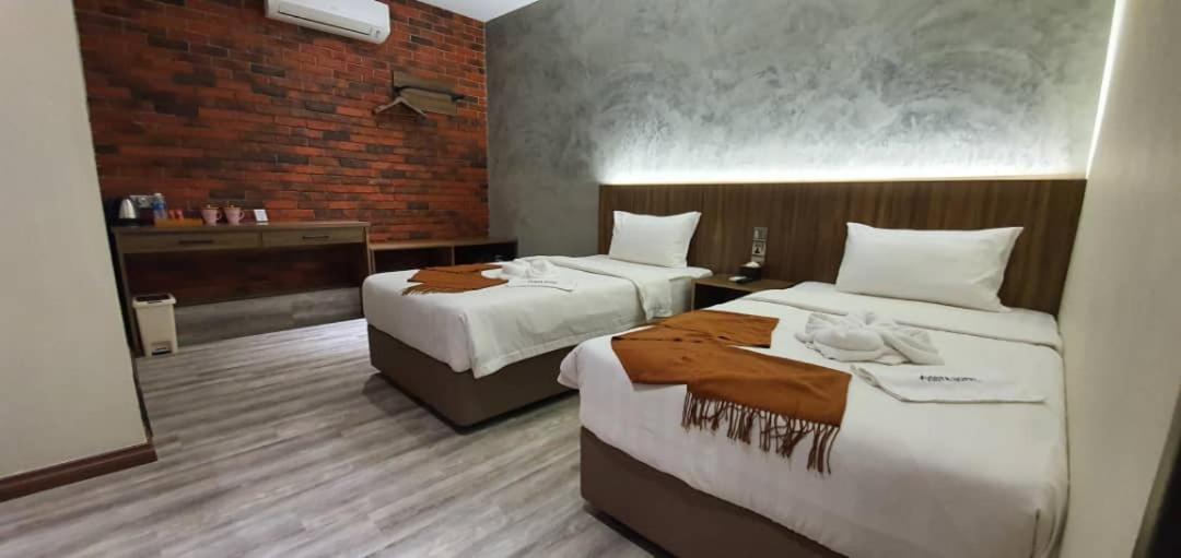 Vista Hotel Tawau Extérieur photo